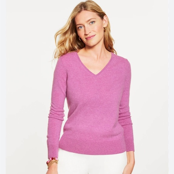 Talbots Sweaters - Talbot’s Petites Pure Cashmere V-neck Sweater Sz L